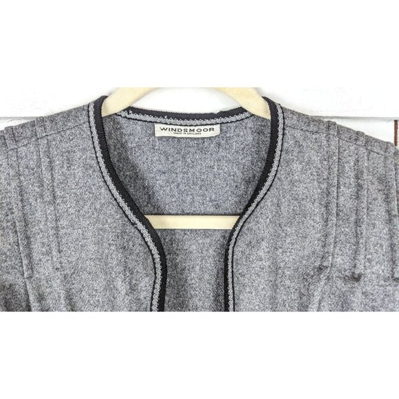 Vintage Windsmoor grey wool blanket poncho cover up cape - Picture 3 of 6